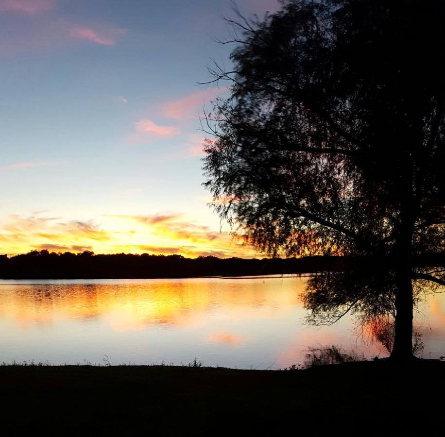 Lake Front Cottage Little Elm Экстерьер фото